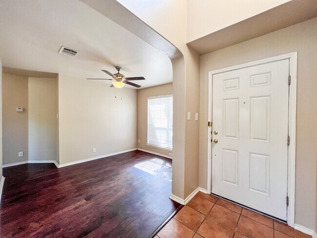 Photo - 218 Val Verde Dr