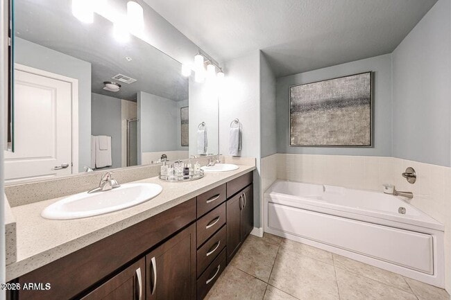Photo - 5450 E Deer Valley Dr Unit 1186