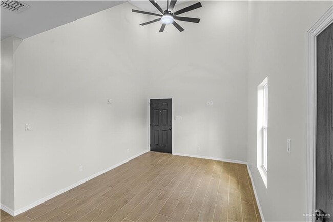 Photo - 12 Hidden Hls St Unidad 2