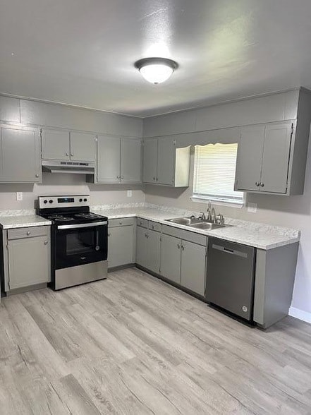 Photo - 4100 N Ocoee St