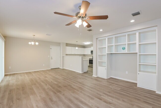 Photo - 2755 N Saramano Ln