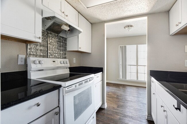 Photo - 3615 W Northgate Dr Unit 123K