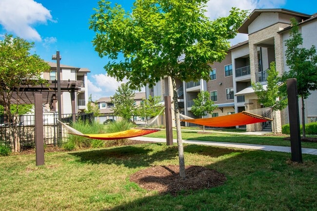 Photo - Loretto at Creekside