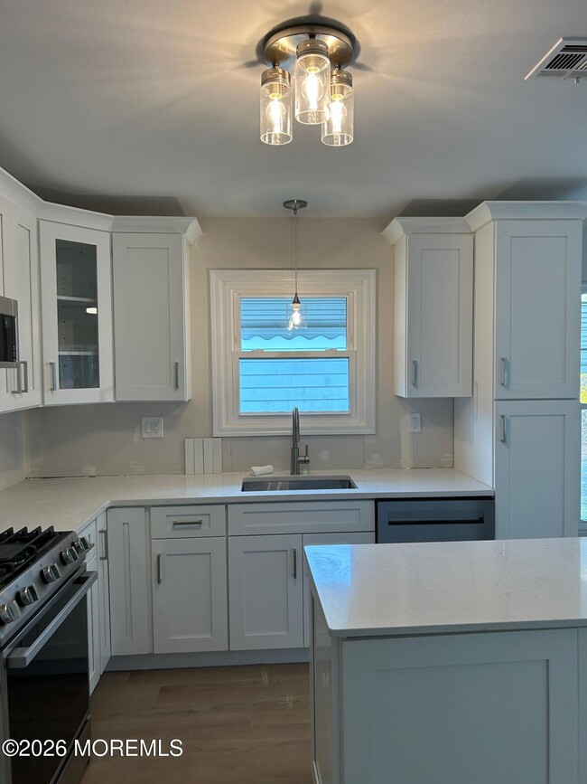 Photo - 99 San Carlos St