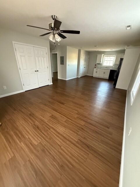 Photo - 148 School Side Dr