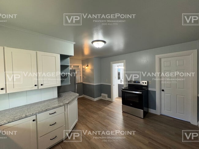 Photo - 1034 Josephine St