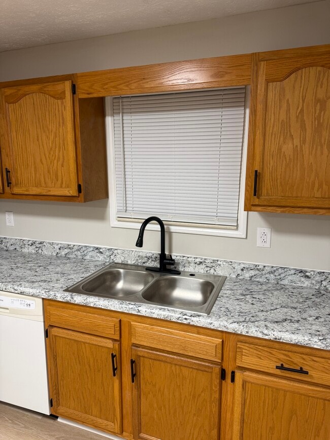 Photo - 135 Anzie Way Unidad D3