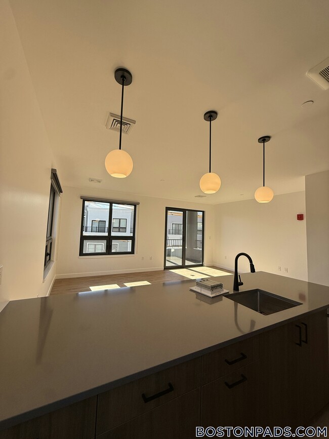 Photo - 199 Gardner St Unit 303