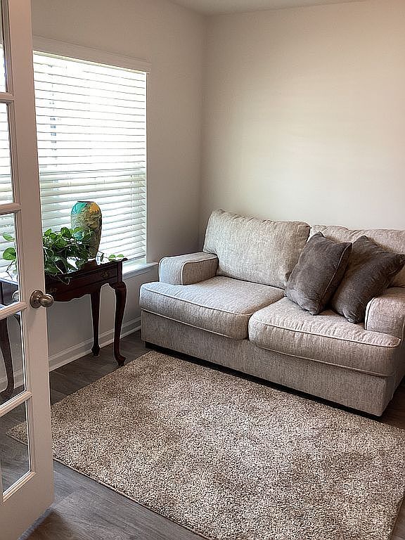 Photo - 313 Owens Ridge Way