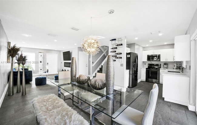 Photo - 2311 SW 87th Way