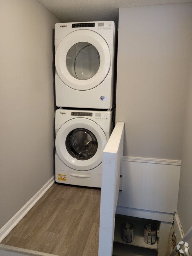 Building Photo - Awesome. All NEW! Complete Remodel! Rental