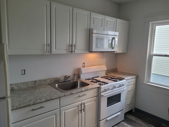 Photo - Bedford Street Unit 2