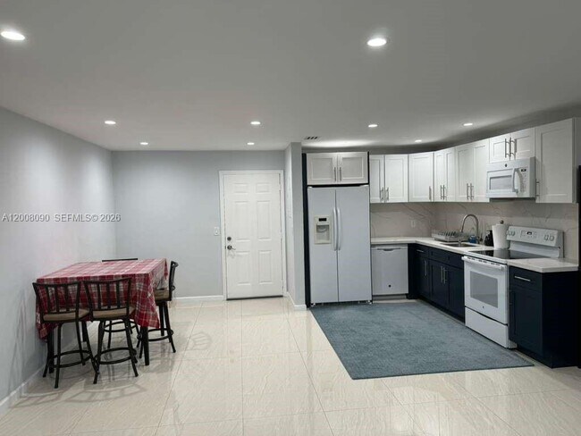 Photo - 2950 Griffin Rd Unidad 2