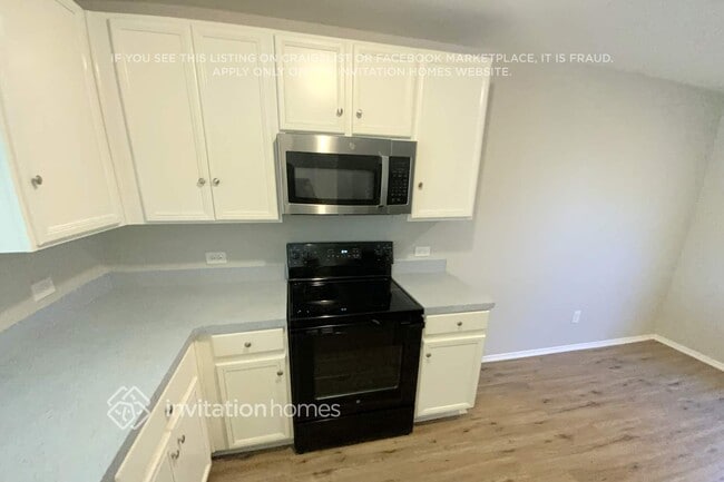 Photo - 1509 Queens Brook Ln