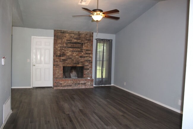 Photo - Newly Remodeled! Close to Tinker