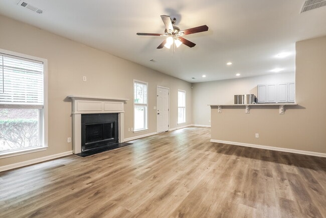 Photo - 4358 Savannah Dr