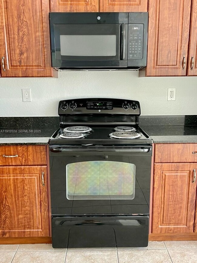 Photo - 14934 SW 41st Ln