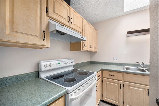 Photo - Beautifully Updated Condo In Desirable South East Denver Neighborhood