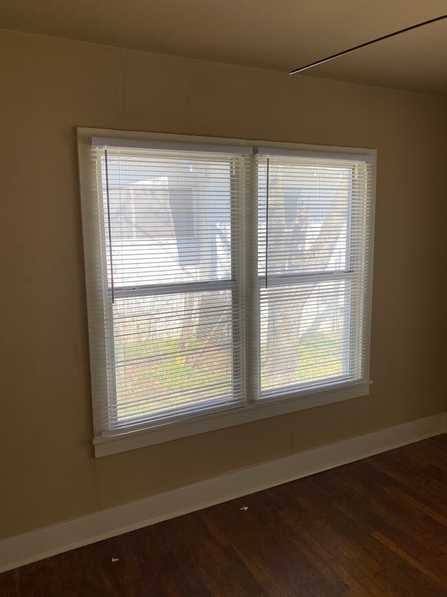 Photo - 204 Alcorn St