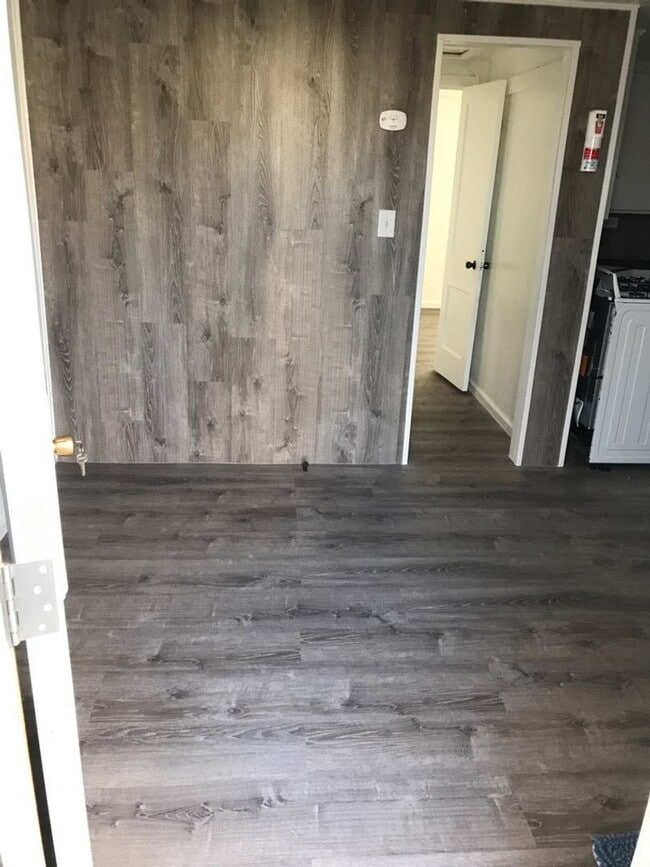 Photo - Cabin Style Rental in Rifle!