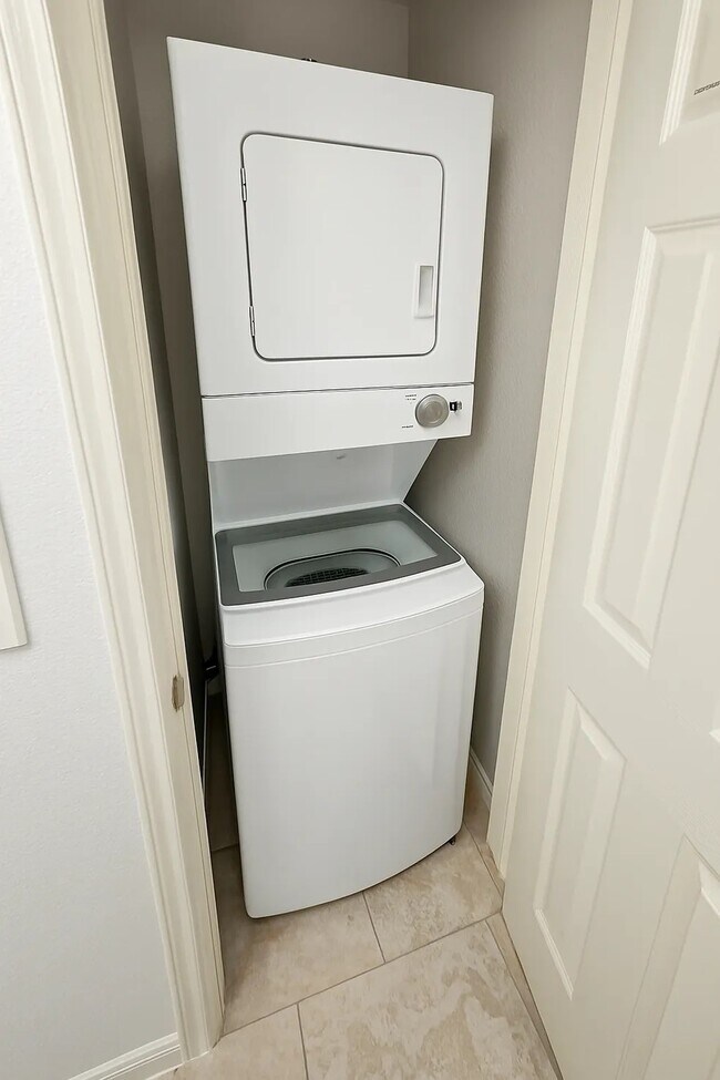 Photo - 3314 N MacGregor Way Unit 5