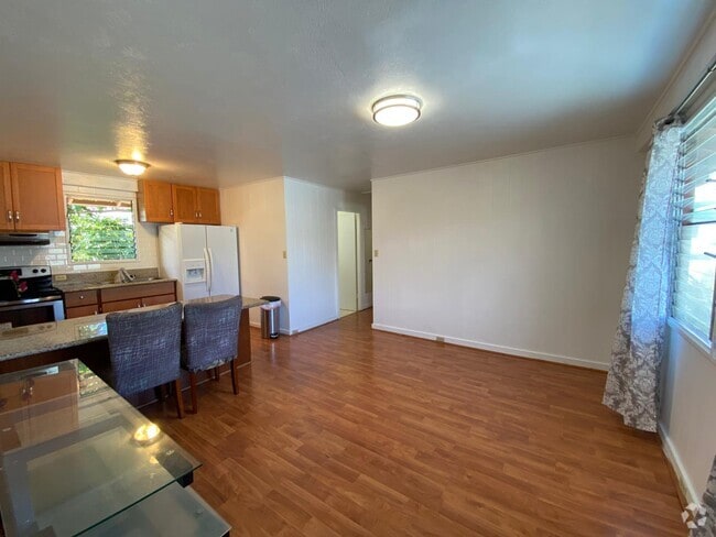 Building Photo - 1737 Fern St Rental