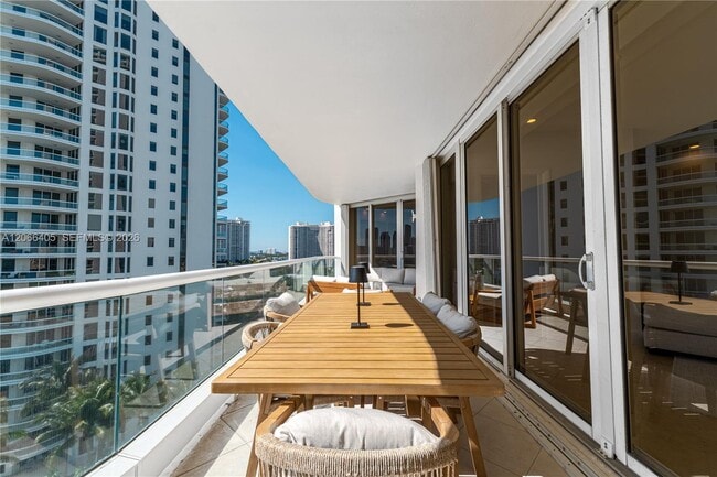 Photo - 7000 Island Blvd Unit 1402