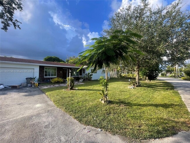 Building Photo - 6130 SW 64th Ave Rental