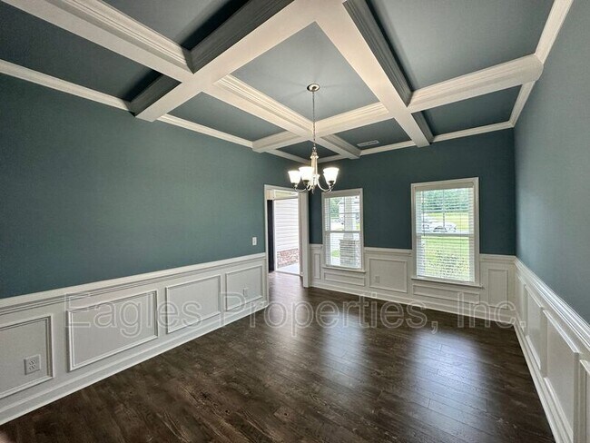 Photo - 451 Fallingbrook Dr