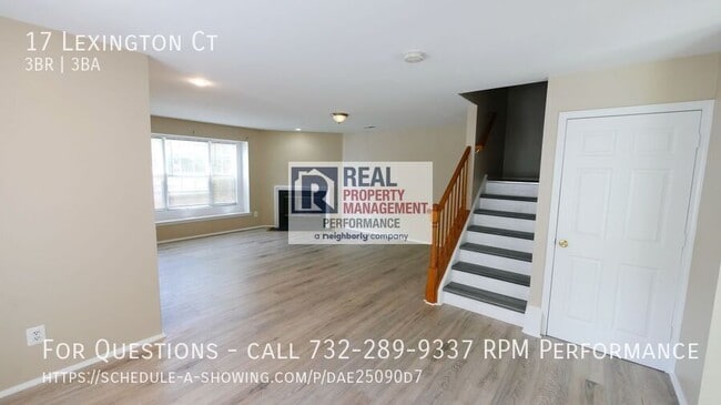 17 Lexington Ct