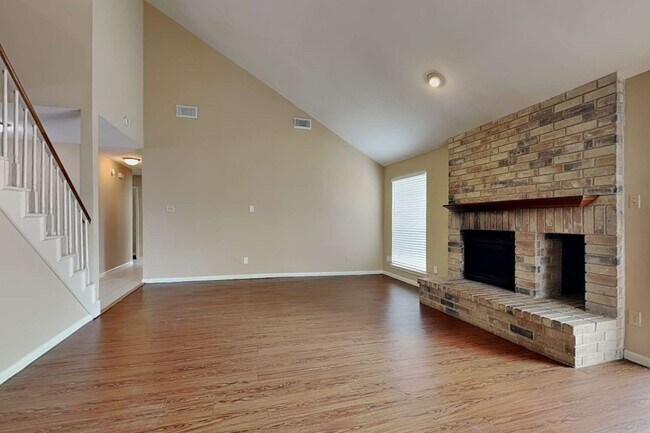 Photo - 12514 Mill Ln Dr