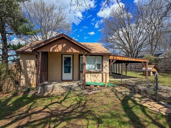 Building Photo - 15400 E 54th St