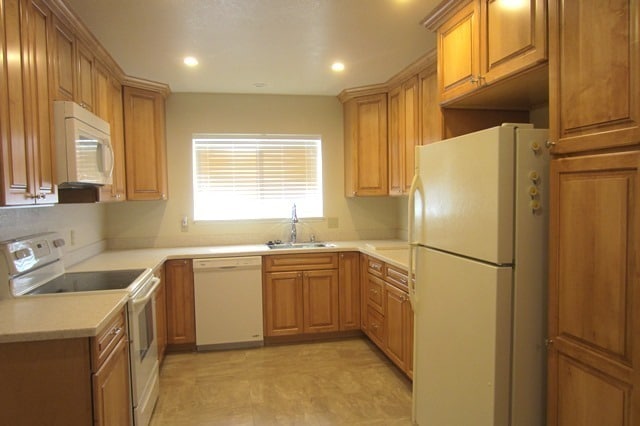 Photo - 829 Rockwood Dr