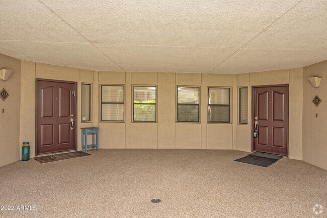 Building Photo - 5104 N 32nd St Unit 122 Rental