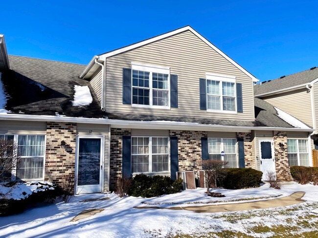 Photo - 17 Le Jardin Ct Townhome