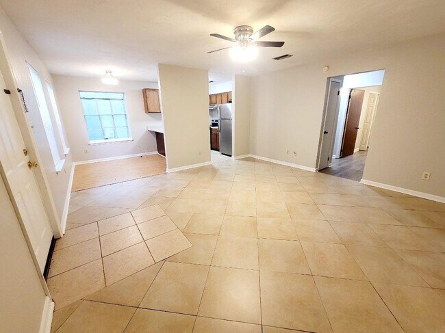 Photo - 2334 Sylvan Ct