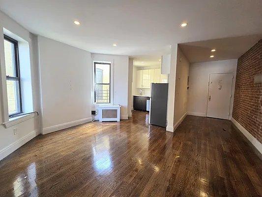 Building Photo - 1 bedroom in NEW YORK NY 10027 Unit 5H
