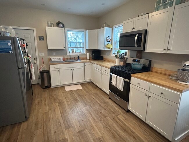 Photo - 1239 Plymouth Ave S