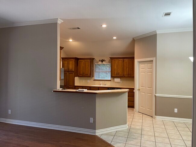 Photo - 3014 S Manor Ct