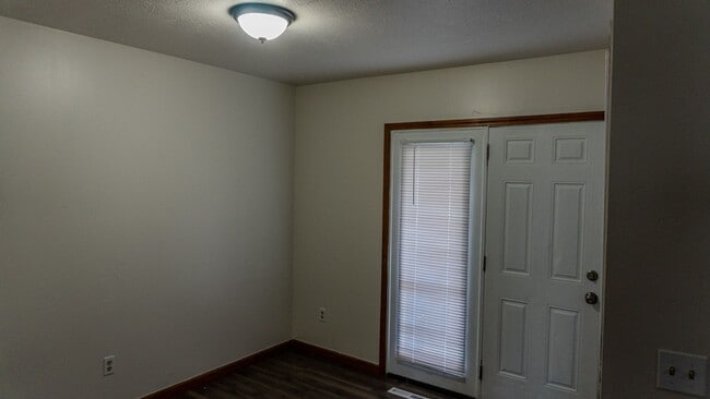 Photo - Updated 3-Bedroom Townhouse in Convenient ...