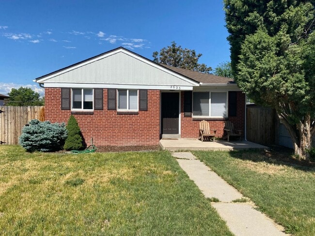 Great Home Close to Downtown - License #20... - Great Home Close to Downtown - License #20...