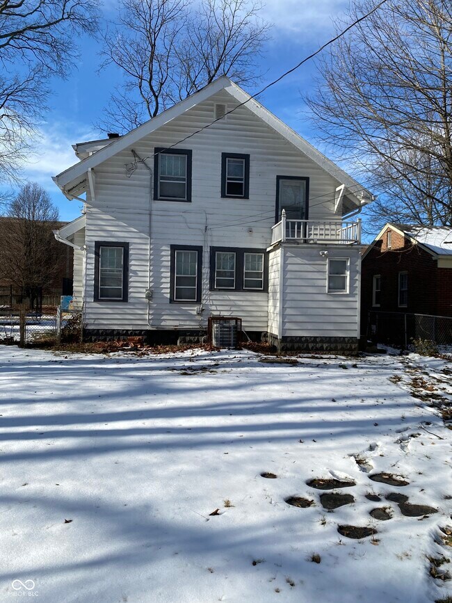Photo - 4025 N Kenwood Ave