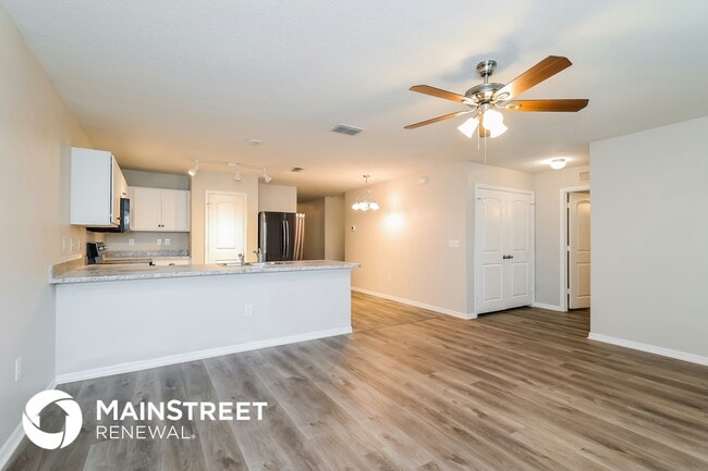 Photo - 231 Begonia Ln