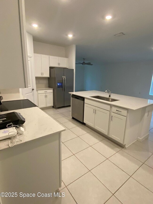 Photo - 836 Dockside Dr SW