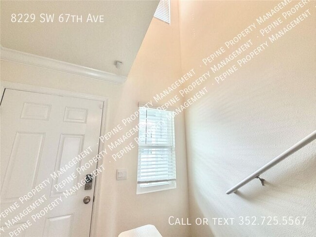 8229 SW 67th Ave