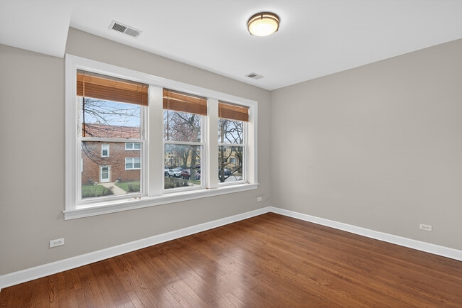 Photo - 9100 Lamon Ave Unit 1N