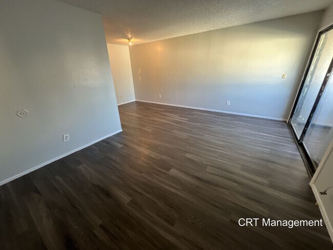 Photo - 2 Bed Condo Available in High Hollows! Unit 337