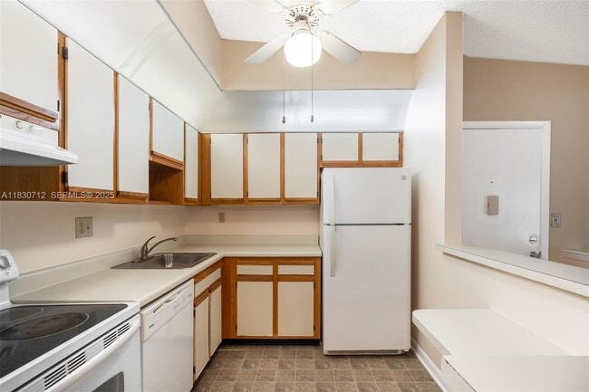 Photo - 10869 W Clairmont Cir Unit 209
