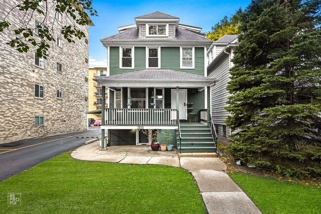 Building Photo - 311 Marengo Ave Unit 2