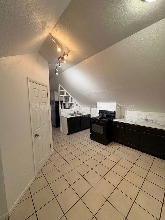 Photo - 793 Selby Ave Unit 3